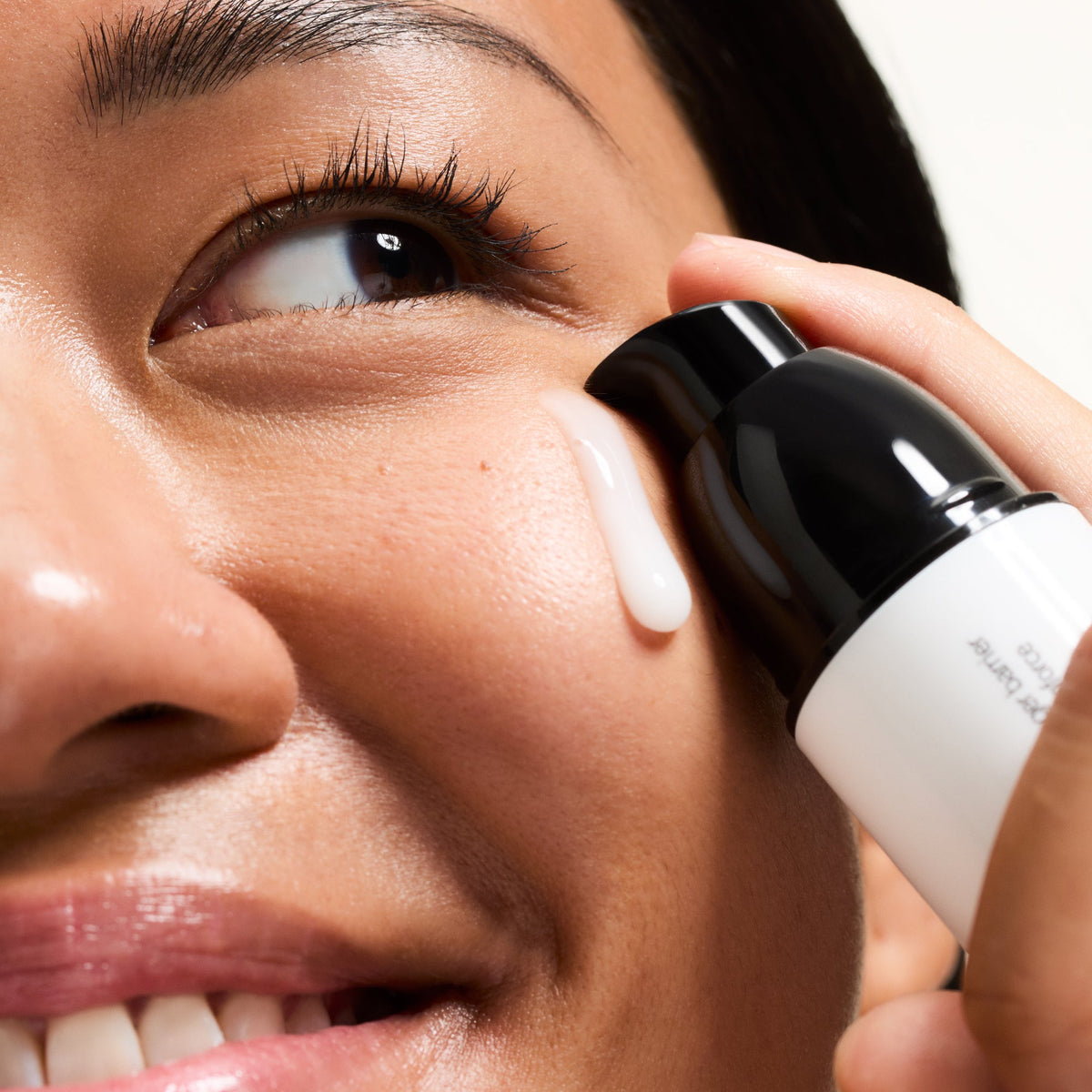 ectoin-hydro-barrier-serum-r7 Ectoin-Globals_Texture-bottle.jpg