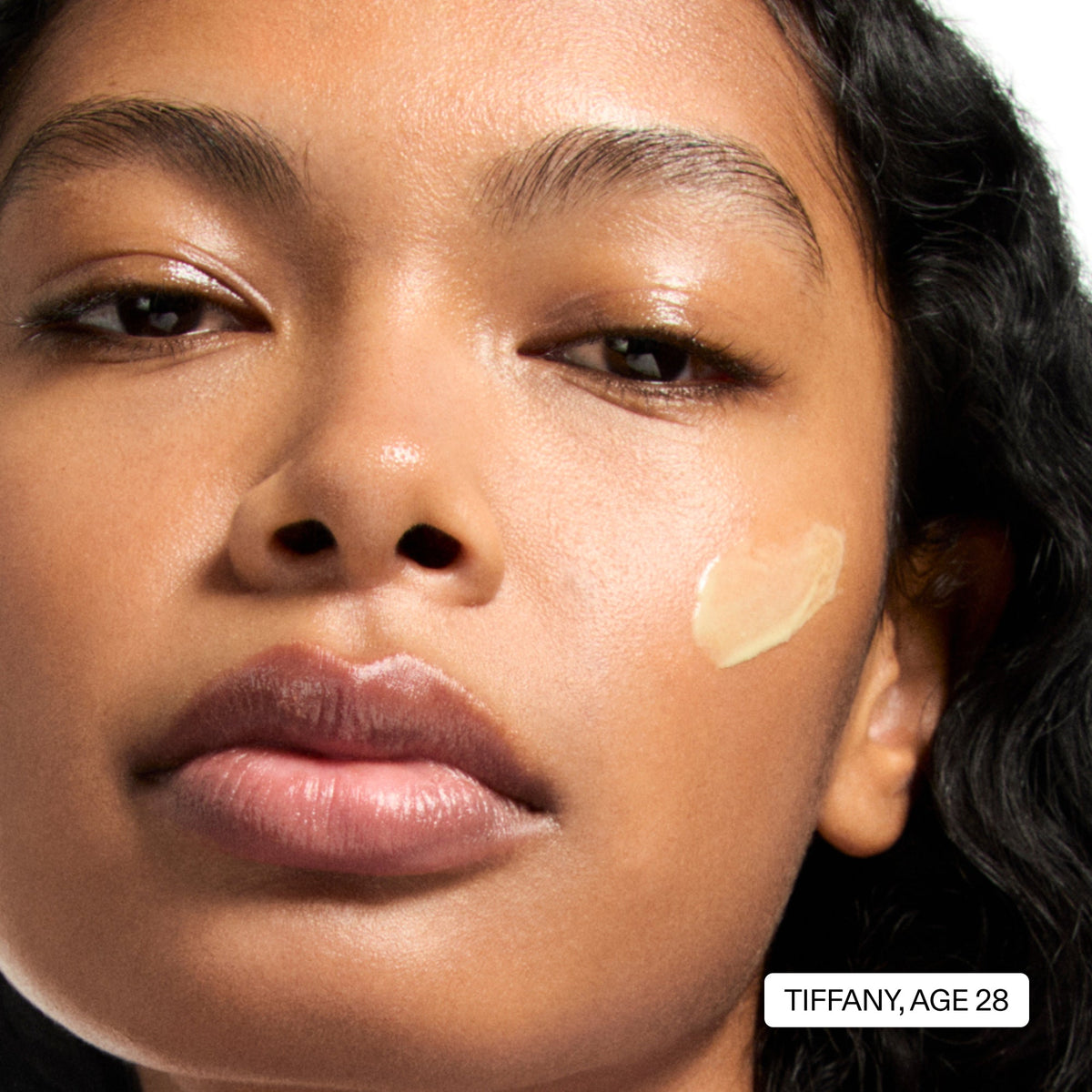 starter-retinol-serum-v8 StarterRetinol_Model2_2000x2000_fa44e5e2-09cd-4121-9780-08a9debd7d88.jpg